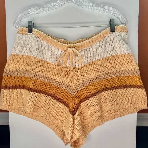 Billabong Sol Time Stripe Knit Drawstring Short L/12 Color Glow EUC - Picture 5 of 11
